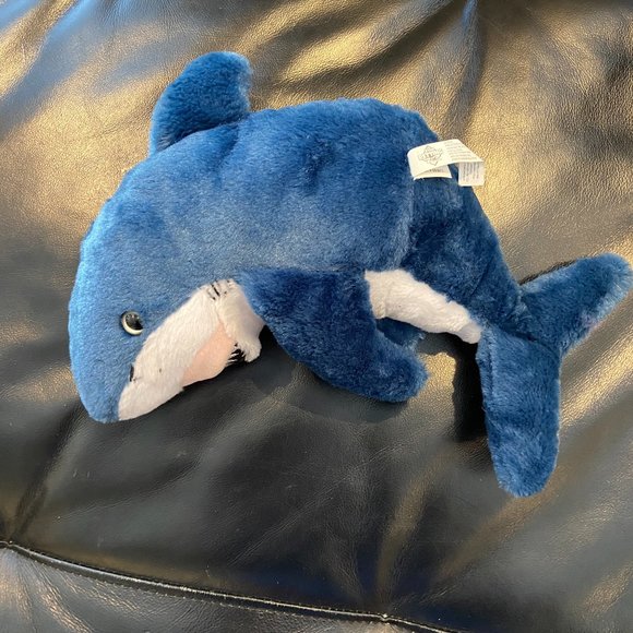 THE PETTING ZOO Blue Shark PLUSH Toy 2018 Collectible - Picture 5 of 9
